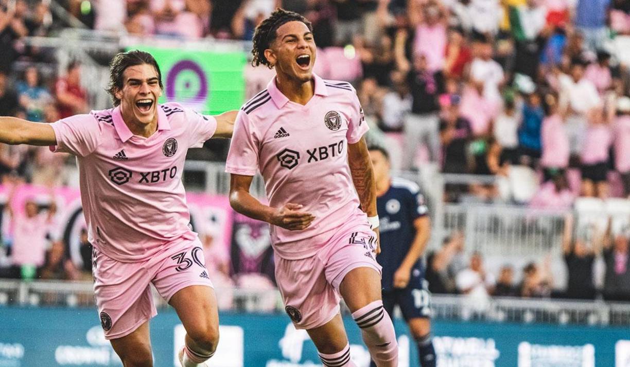 Esta anotación le permitió a Ruiz convertirse en el futbolista más joven en marcar un <b>gol </b>y dar una <b>asistencia</b> para el club. <b>Lo hizo a los 19 años y 95 días. El hondureño ya hizo historia con el Inter Miami.</b>