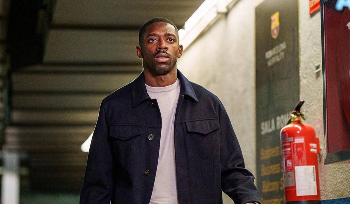 Ousmane Dembélé rechazó una oferta millonaria de Arabia Saudita. El Al Nassr le lanzó una oferta de 40 millones de euros, pero el jugador la rechazó ya que pretende seguir en el Barcelona.