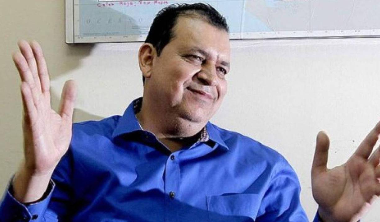 Orlando Ponce Morazán comenzó con la polémica luego que hace unos días arremetió contra las periodistas deportivas y señaló que dos se “dedican a bajar dinero”.