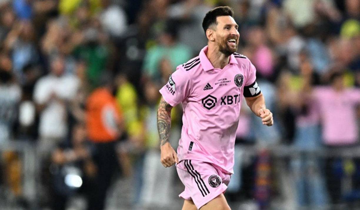 El Inter Miami de Lionel <b>Messi</b> logró la noche del sábado su primer título frente al Nashville SC en la final de la Leagues Cup, un partido concluido 10-9 en una tanda de penales que pareció eterna.