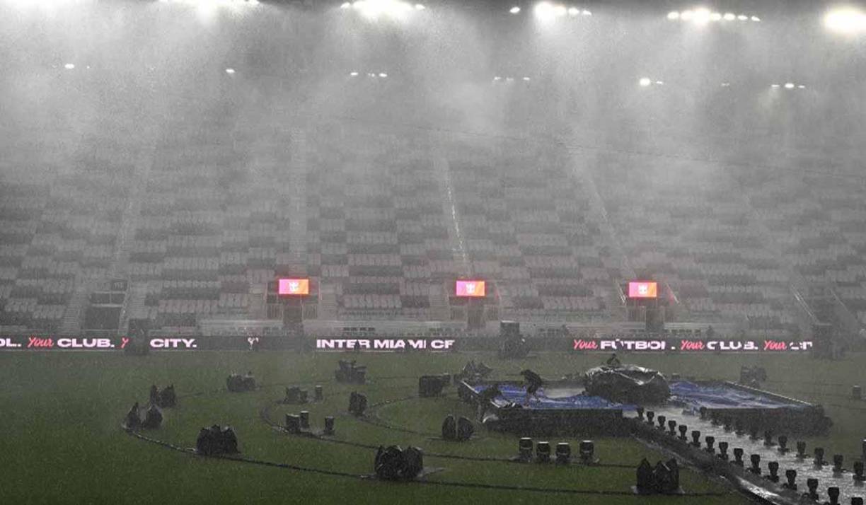 Una fiesta y una fuerte tormenta recibieron a Messi previo a ser presentado con el Inter Miami de la MLS de los Estados Unidos.