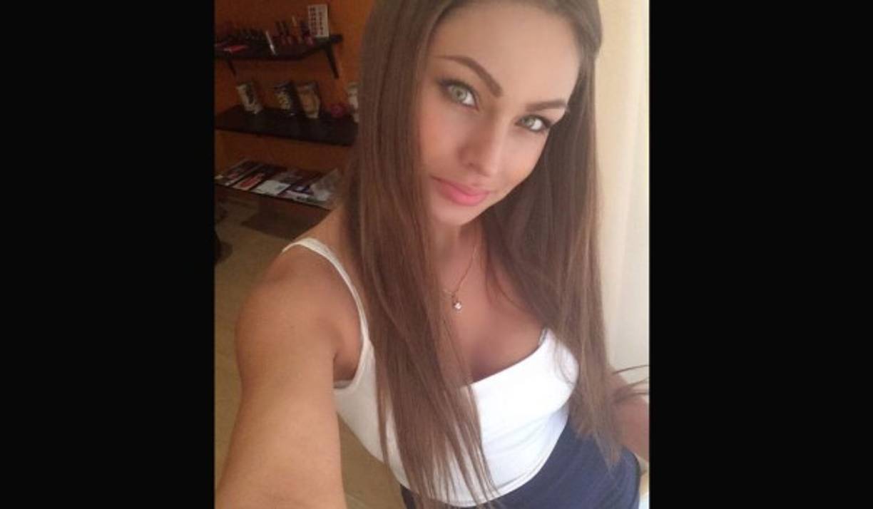 Pero a pesar de que la joven de 26 años defendió su vida privada, que nada tenía que ver con la laboral, no pudo echar para atrás su despido.<br/>