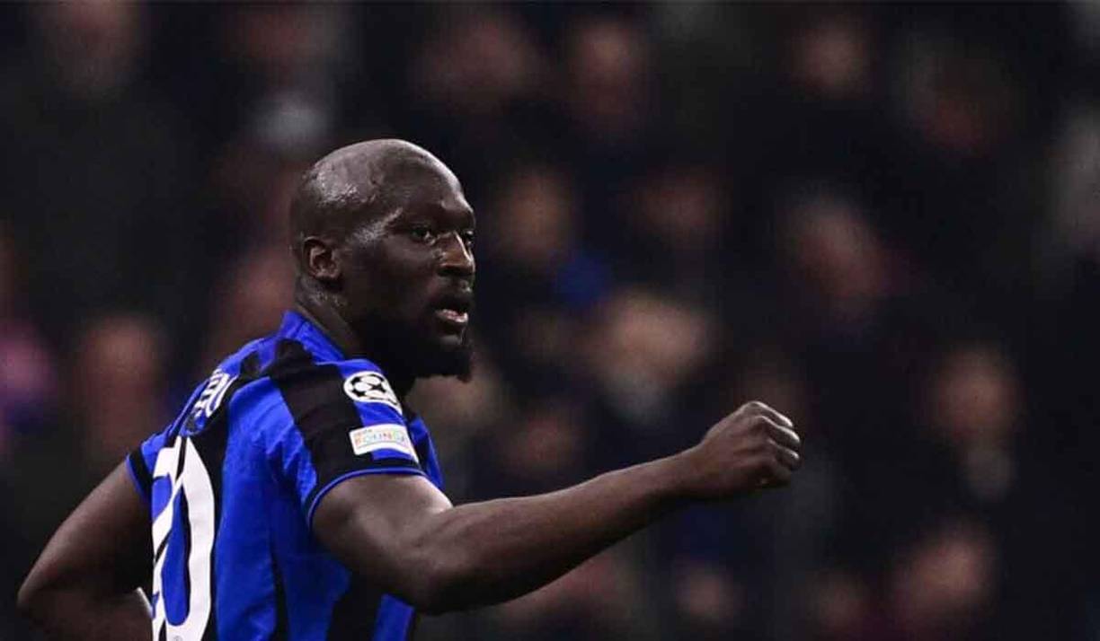 Según La Gazzetta delo Sport, el Al Hilal de Arabia Saudita quiere fichar al belga Lukaku. 