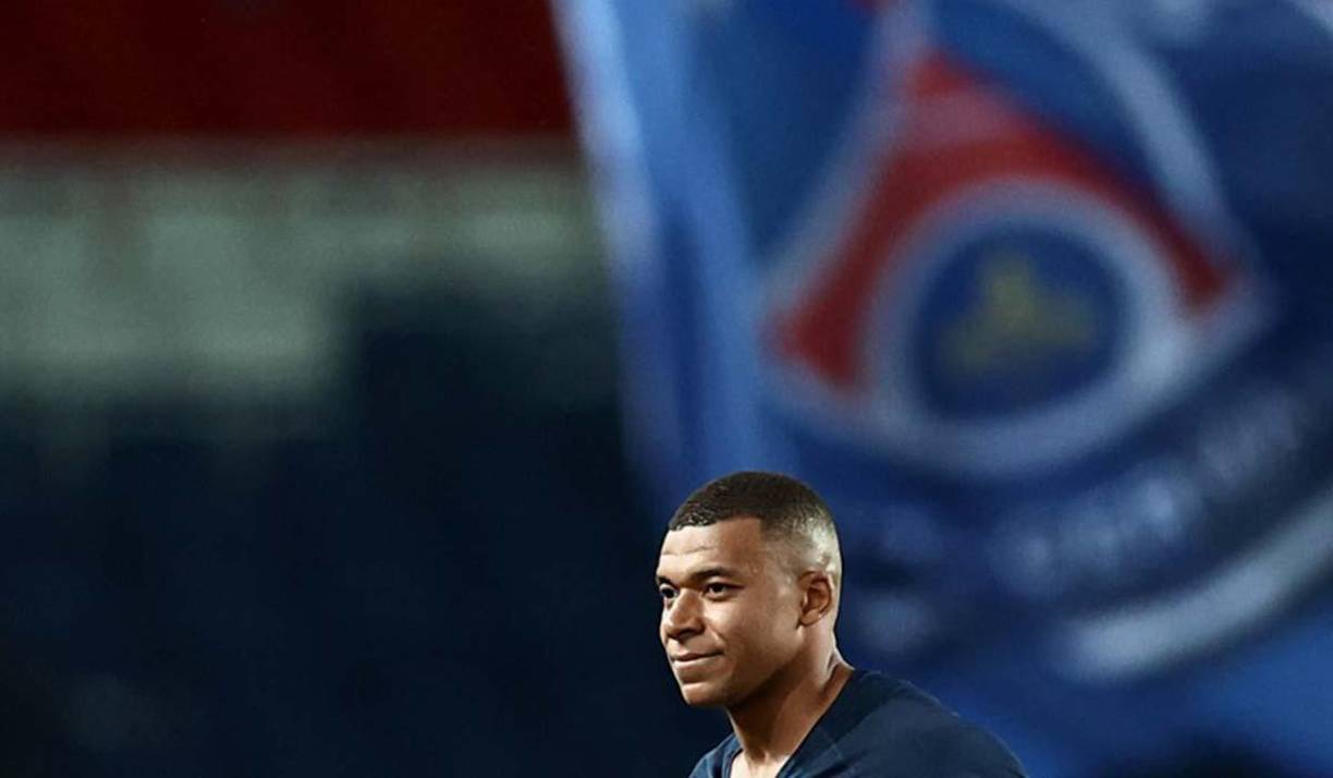 L ‘ Equipe da por hecho que Mbappé seguirá en el PSG.
