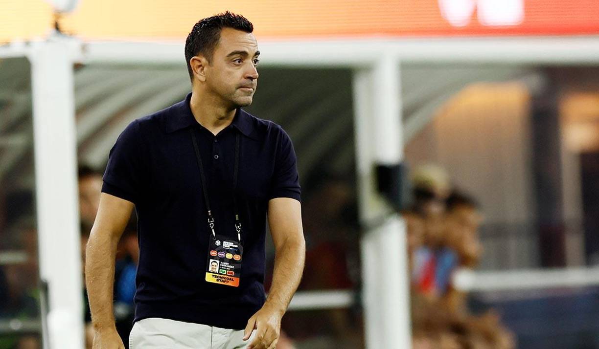 Xavi estaba frustrado tras los cinco goles encajados por el Barcelona ante Arsenal.