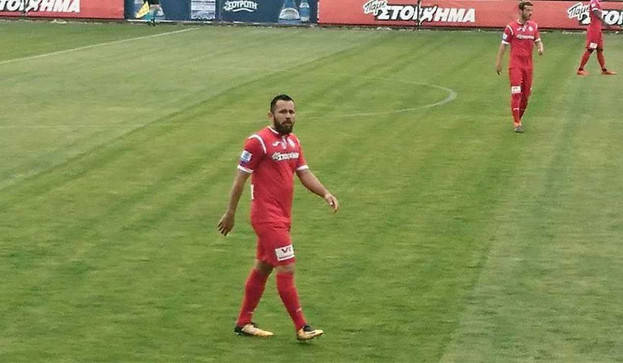 Alfredo Mejía sorprendió al llegar a los entrenamientos del Real España. Su ficha le pertenece al Levadiakos FC de Grecia.