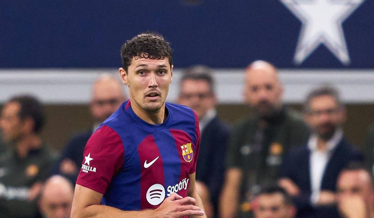 Andreas Christensen se fue del partido en el primer tiempo por lesión.