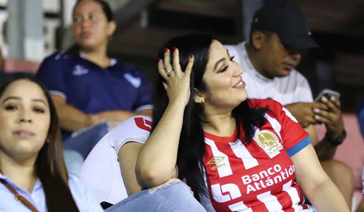 Una de las bellas olimpistas que fue captada por el lente de Diario LA PRENSA en el sector de silla.