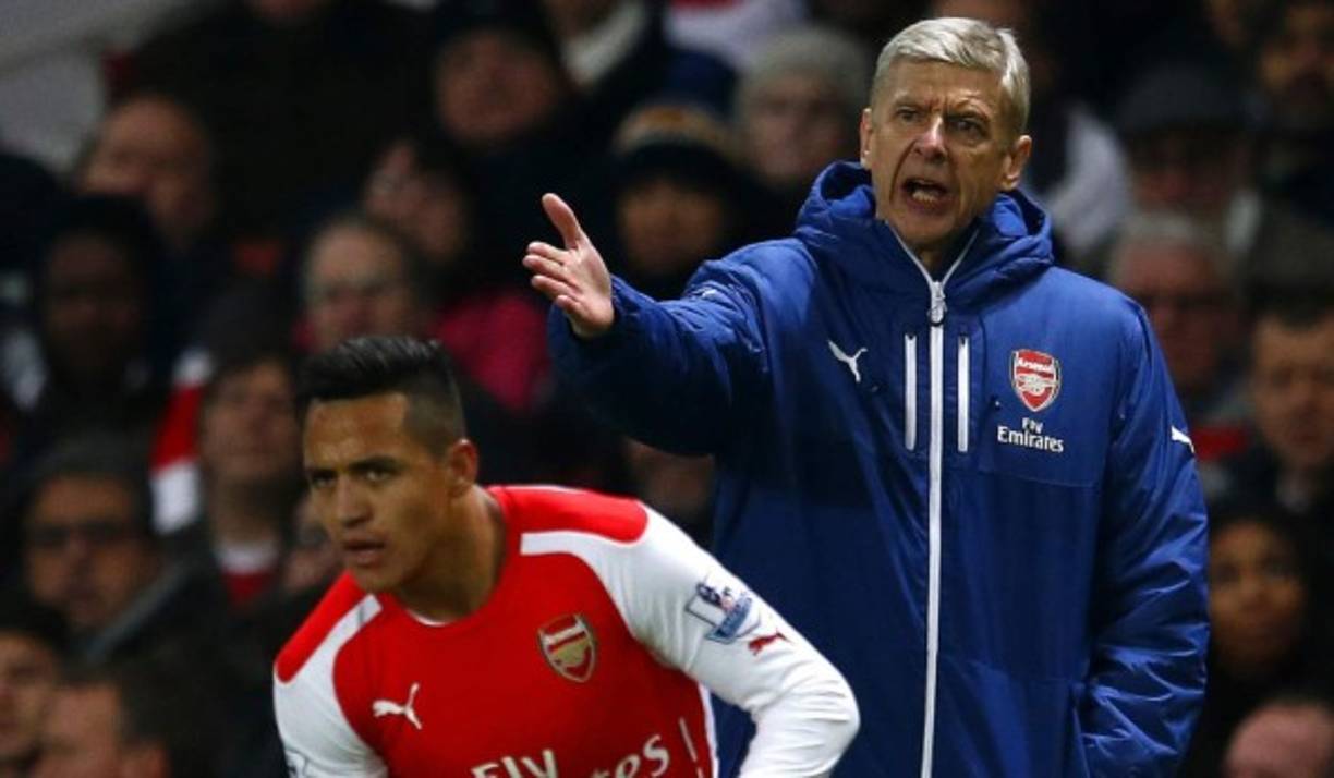 Arsène Wenger ha asegurado que Alexis Sánchez, al que le quedan 15 meses de contrato con el Arsenal, quiere continuar en el club.