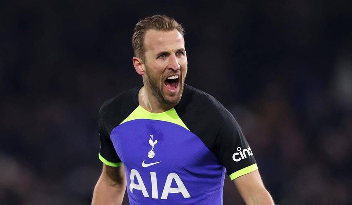 El Tottenham escucha la última oferta del Bayern de Múnich por Harry Kane. Ambos conjuntos siguen en un tira y afloja por las cantidades en torno al delantero inglés.
