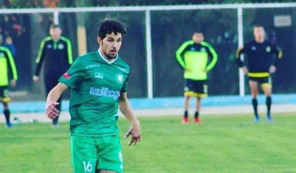 Marcos Morales: Volante chileno de 28 años de edad que está realizando una prueba en el Motagua. Ha jugado en clubes de la segunda división de Chile y estará dos semanas en el cuadro azul.