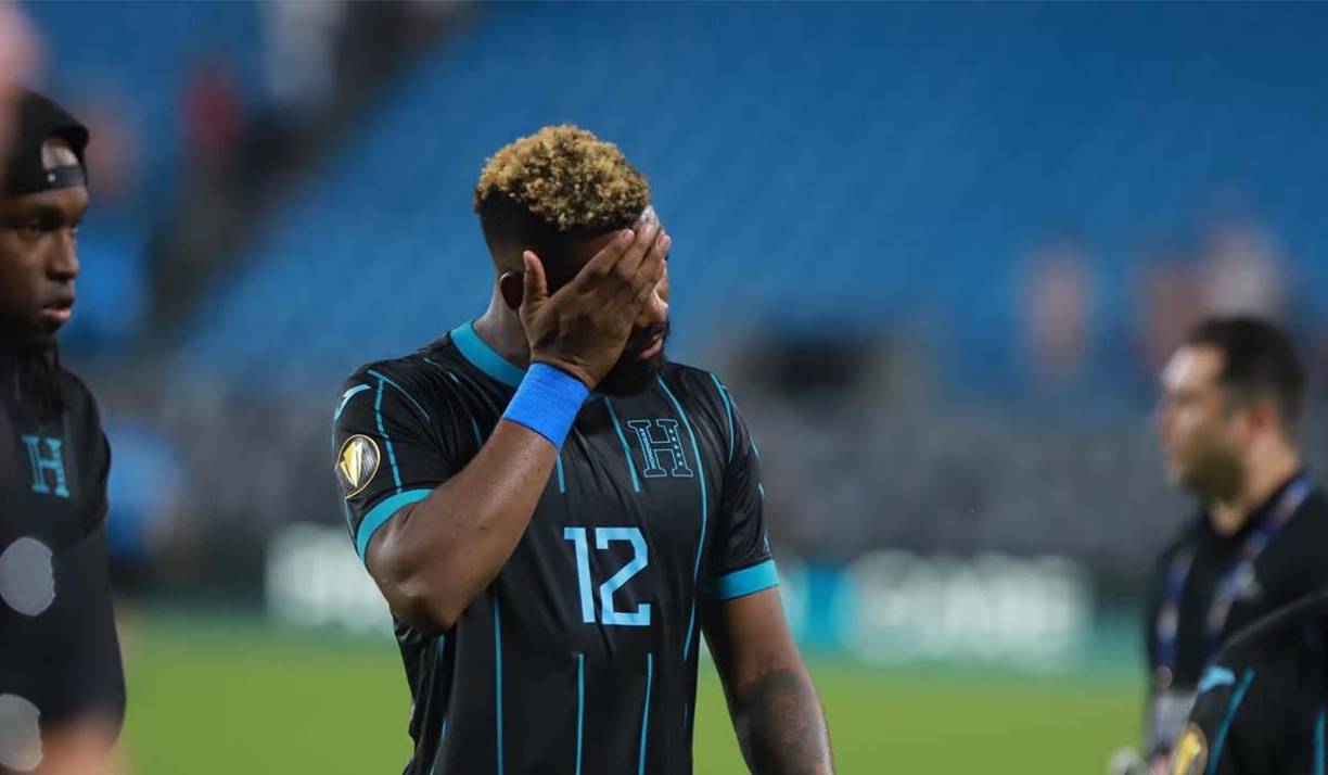 Jorge Benguché estaba abatido tras la eliminación e inclusive no pudo evitar el llanto.