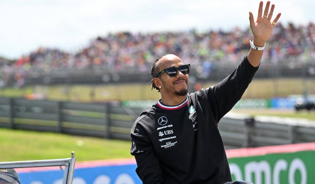 El piloto ha aprovechado unos días libres tras su podio en Silverstone para viajar a Ibiza.