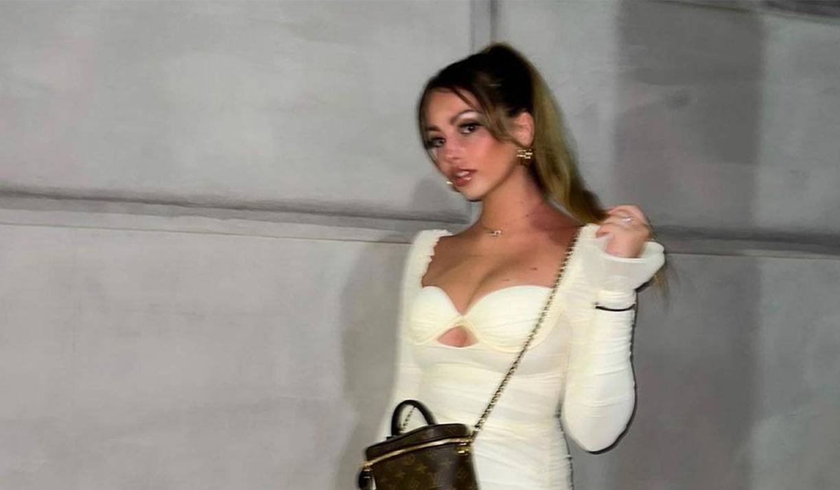 valentinaacozzolino es la cuenta de Instagram oficial de la bella chica que ha sido conquistada por Rigo Rivas. 