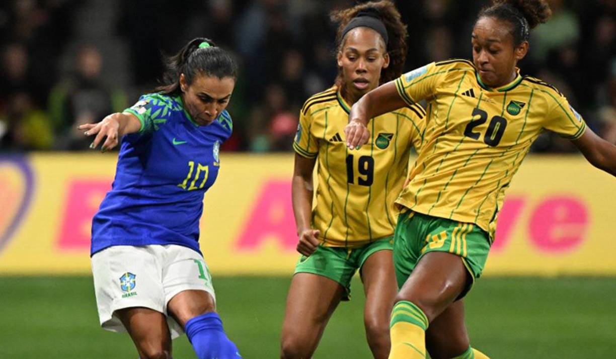 Marta fue titular y generó peligro, pero no estuvo fina de cara a la portería.