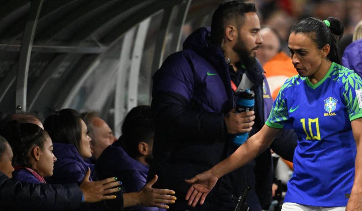 “Ni en mis peores pesadillas soñé con este Mundial”, reconoció Marta, seis veces designada mejor futbolista del mundo, tras el empate sin goles de <b>Brasil</b> ante <b>Jamaica</b> del miércoles que dejó a la ‘Canarinha’ sin alcanzar los octavos de final.