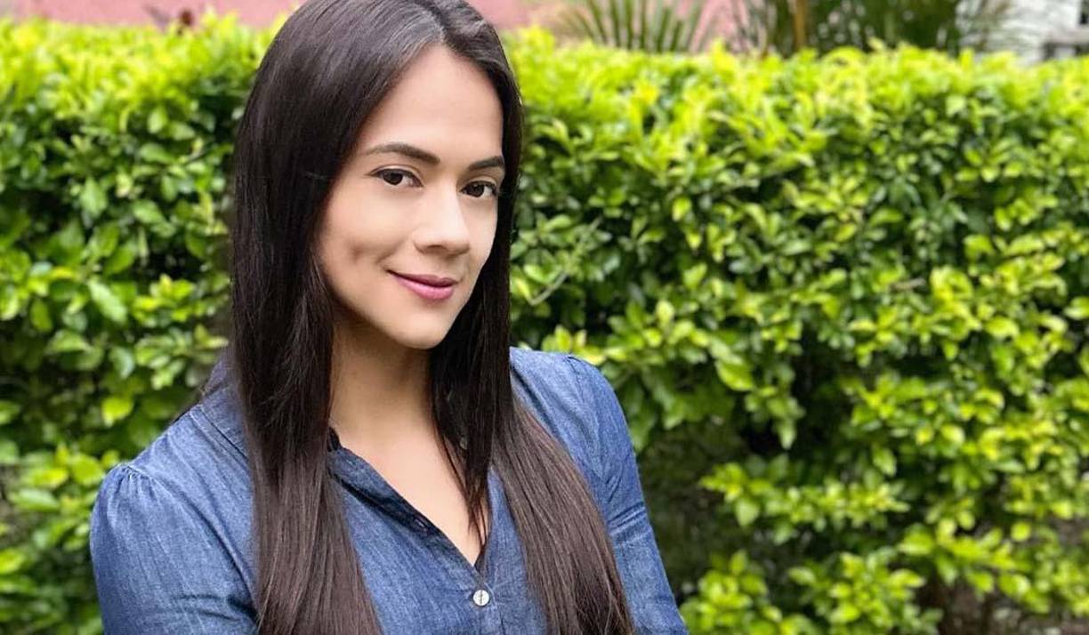 “Este tipo ya sabemos la clase de “hombre” que es. Desafortunadamente nos toca aguantarlo en el trabajo”, comenzó diciendo Isabel Zambrano respecto al periodista Orlando Ponce Morazán. ¿Cómo comenzó la polémica? A continuación los detalles.