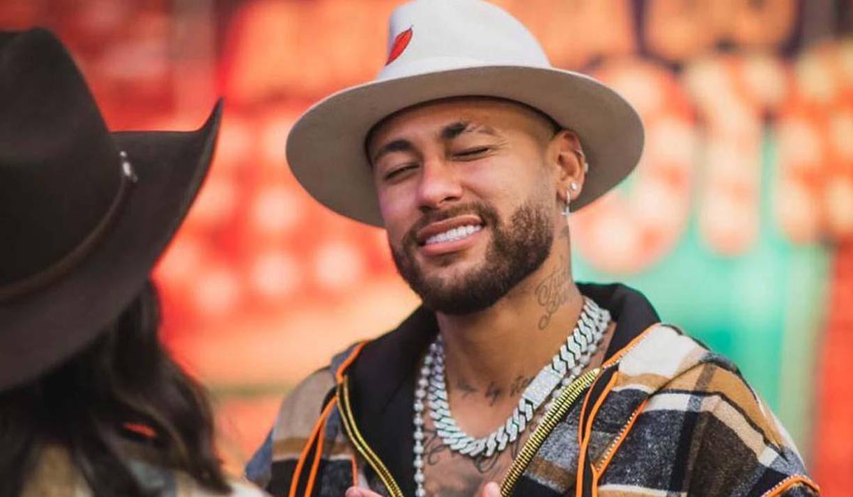 Neymar: Reconocida chica lo expone y explota por lo que le puso