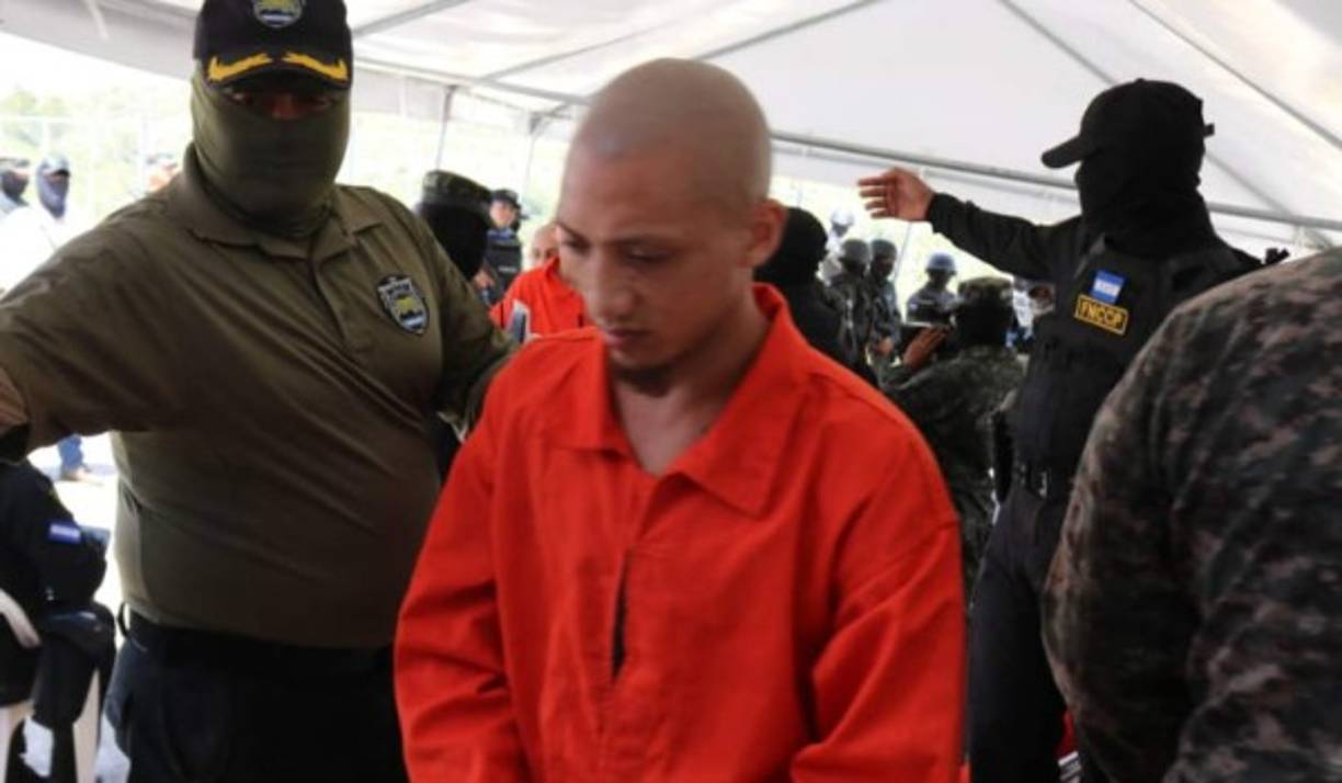 La mayoría de los privados de libertad pertenecen a la pandilla 18 y a la mara MS-13, todos considerados de máxima peligrosidad, con un amplio cartel delictivo.