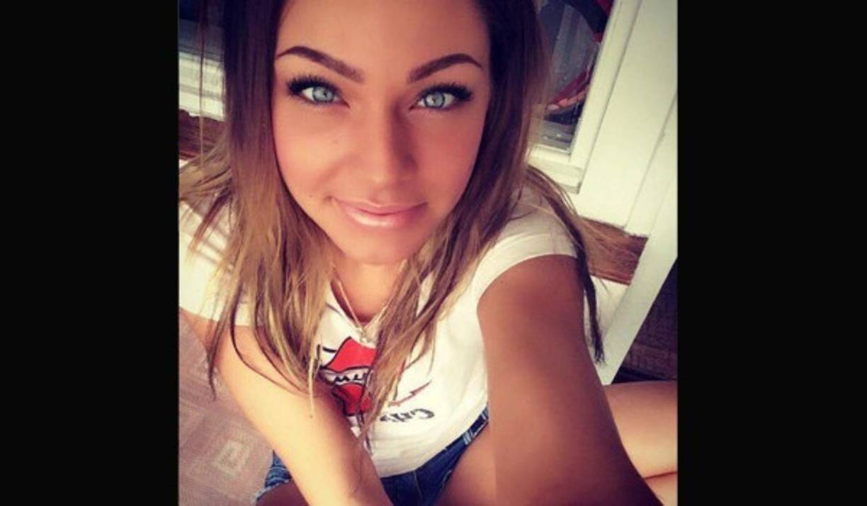 La joven de Ekaterimburgo, Rusia, solía publicar fotos hot en su cuenta de Instagram pero nunca imaginó que eso le costaría perder su trabajo.<br/><br/>