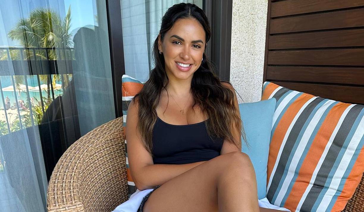 La guapa periodista hondureña se dio un descanso en la isla de Fiji y presumió su cuerpazo. 