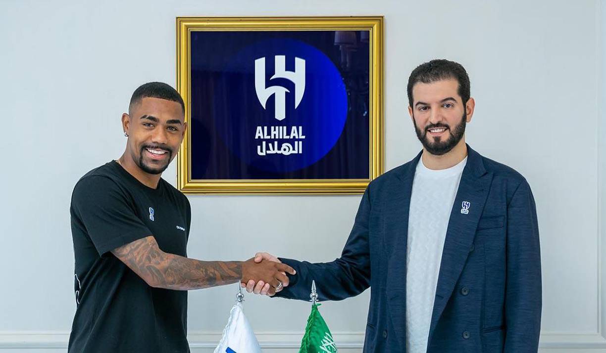 OFICIAL: El Al Hilal de Arabia Saudita ha fichado al extremo brasileño Malcom por 45.000.000 € + 15M€ bonus. Firma hasta junio de 2027. Llega procedente el Zenit y anteriormente formó parte del Barcelona.