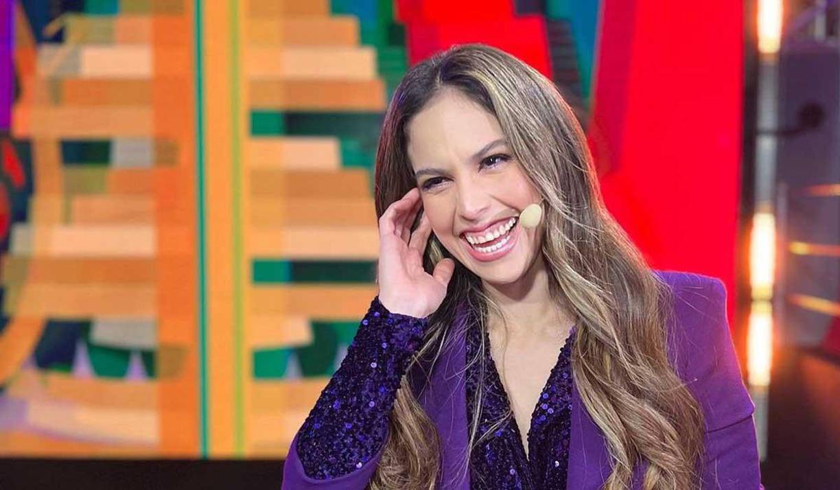 Ana Caty Hernández: Periodista mexicana de TUDN. La chica señaló que Honduras tiene la “peor selección de su historia”.