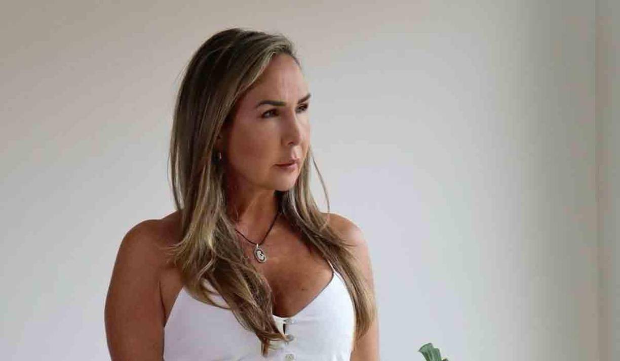 Luz Mery Tristán nació en Pereira pero a los pocos años su familia se trasladó a vivir a Cali en donde creció y comenzó a practicar el patinaje, deporte en el que alcanzó los más grandes logros para el país.