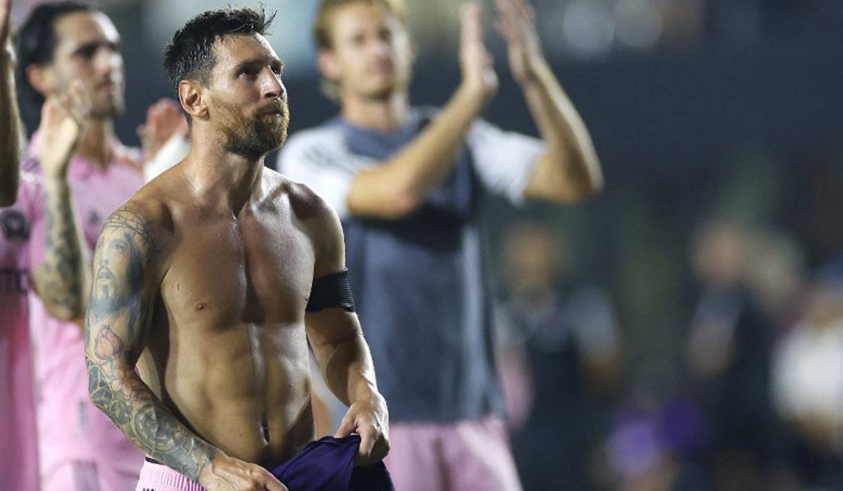 Messi celebró con la afición del Inter el pase a octavos de final en donde se enfrentarán al FC Dallas.