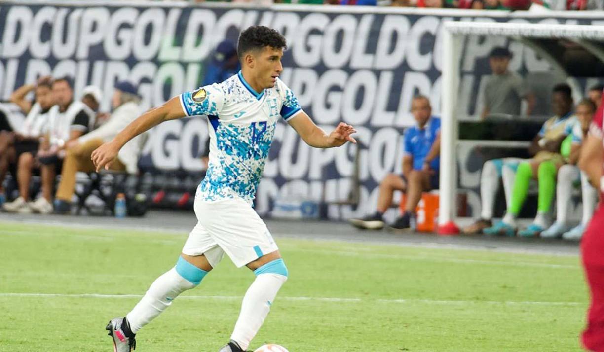 José Mario Pinto: Será uno de los extremos de Honduras para el choque ante Haití. Ocupará el puesto de Alberth Elis.