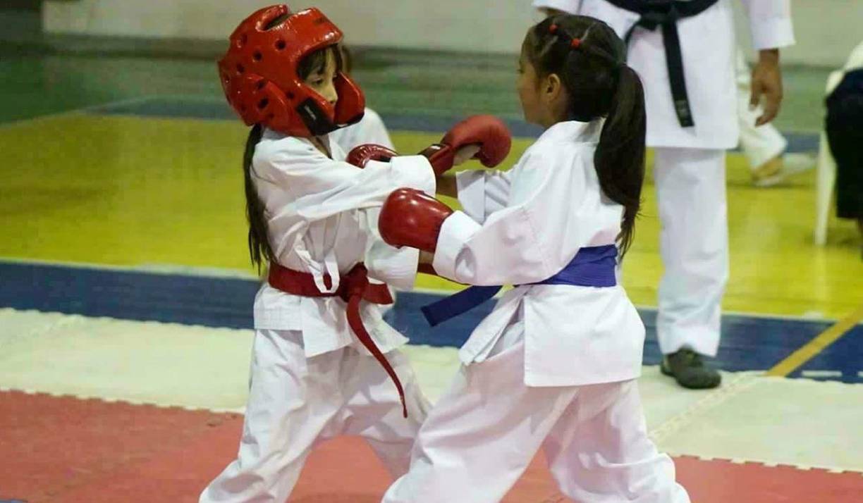 El karate no tiene género, por lo que incluso niñas muestran un gran interés por aprenderlo.