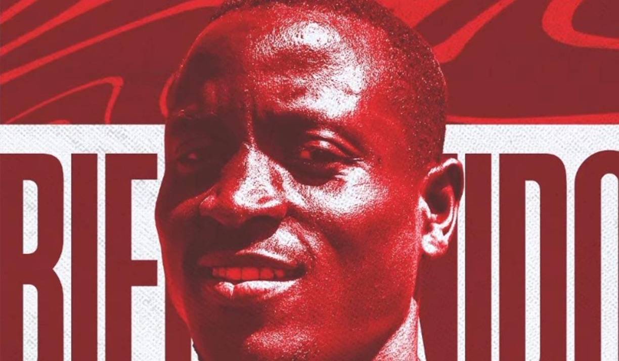 El centrocampista senegalés Dion Lopy es nuevo jugador del Almería de España, llega procedente del Stade de Reims.