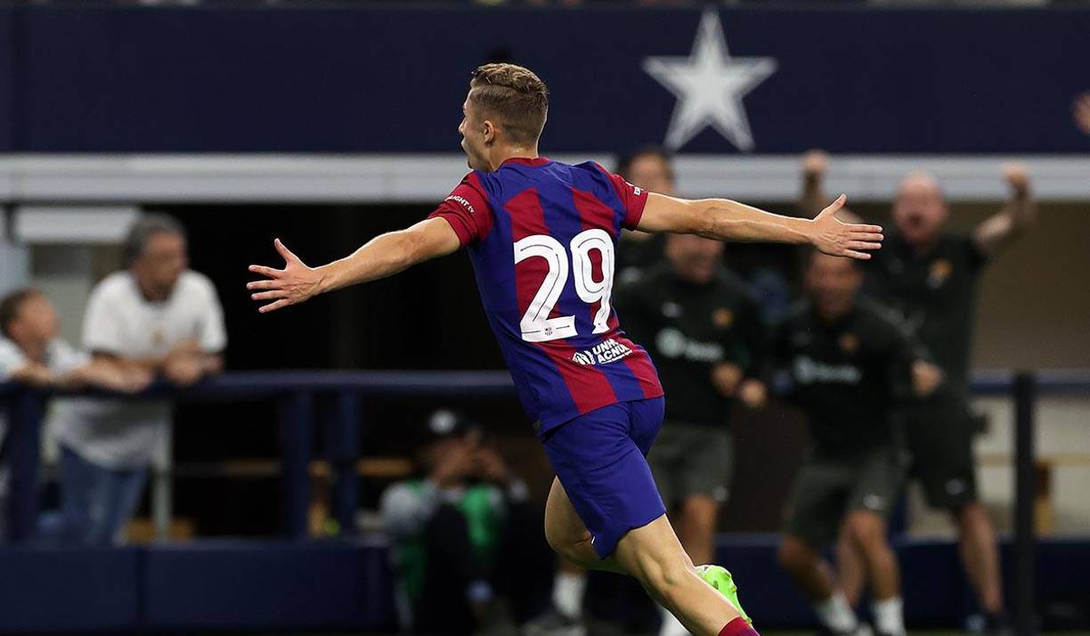 Fermín se gastó un golazo y lo celebró por todo lo alto.