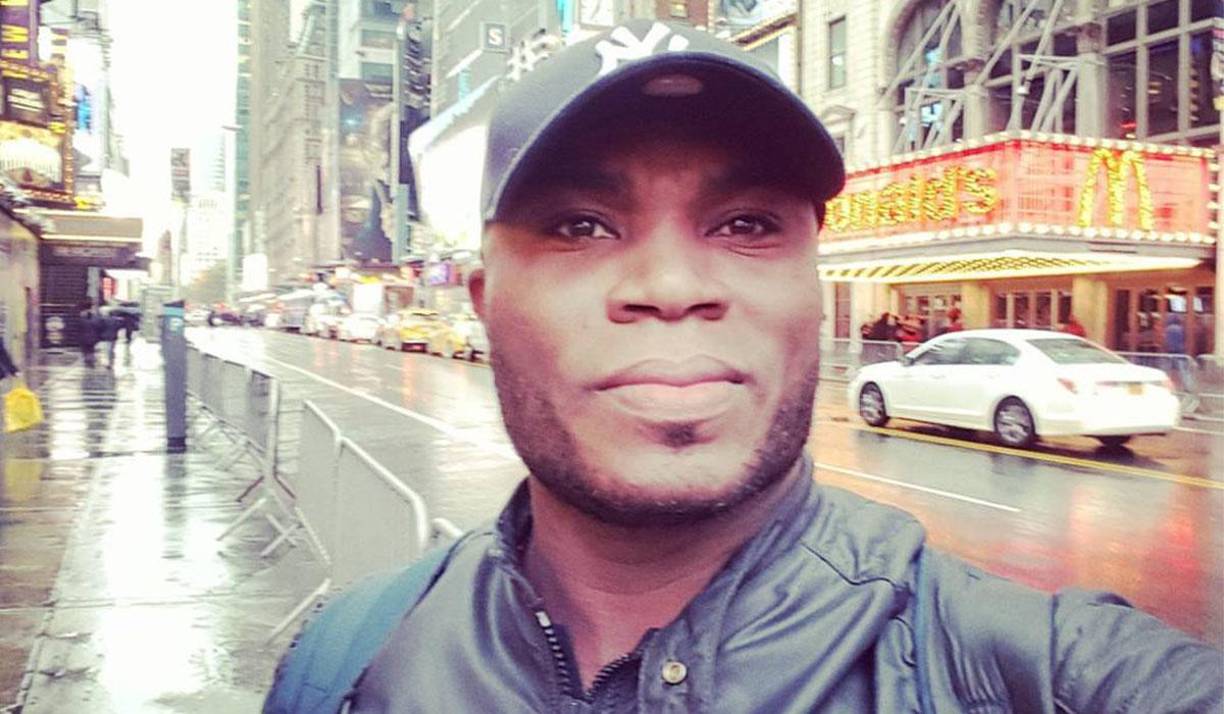 “Sammy” Caballero se retiró del fútbol en 2010 jugando con el Chancgchun Yatai de China. Tras haber colgado los botines, el exdefensor no ha dejado de estar ligado al fútbol.