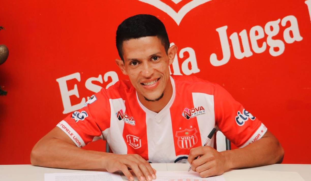 Jesse Moncada: El volante zurdo no sigue en el Vida para el Apertura 2023.