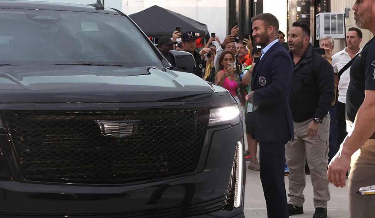 David Beckham siempre se mostró sonriente pese a la fuerte tormenta. 