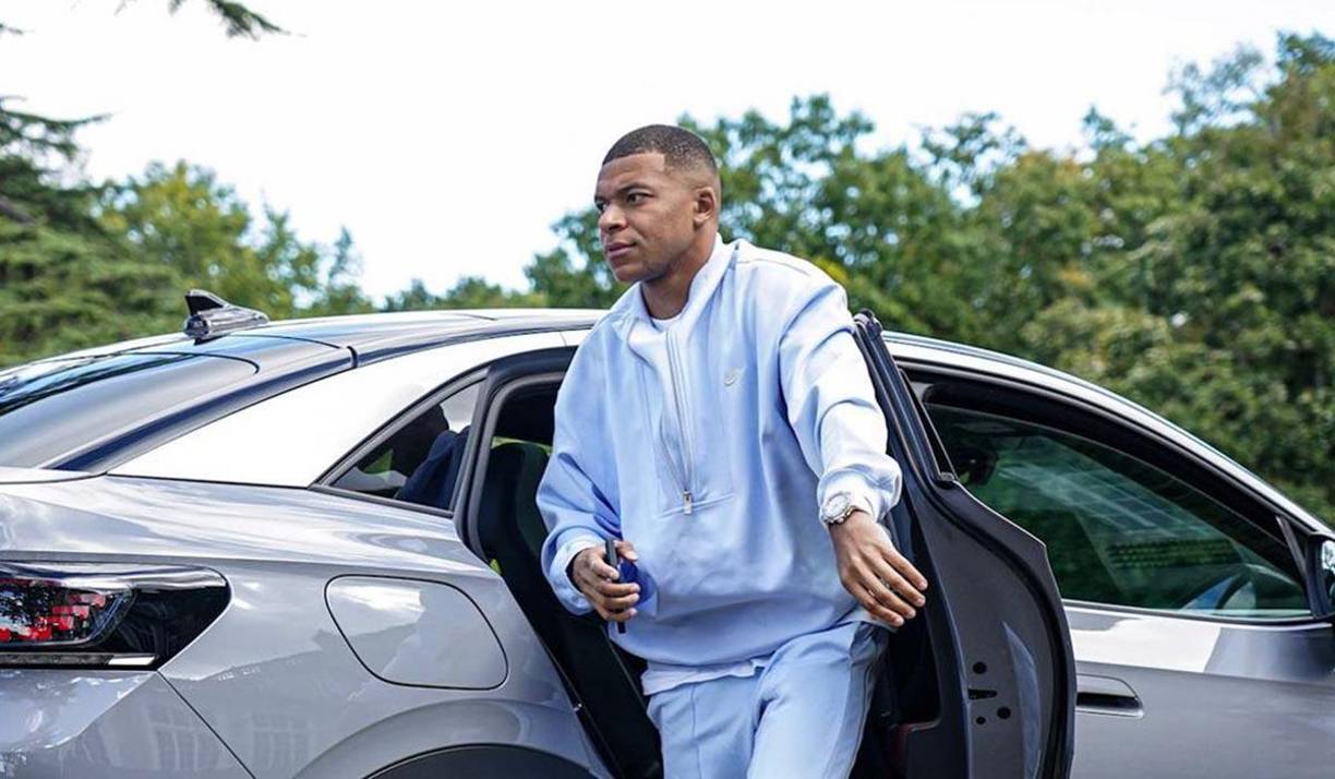 Eso sí, el fichaje solo sería por una temporada y dejaría una cláusula que lo dejaría salir libre en 2024. Esto para cumplir su sueño de jugar en el Real Madrid.