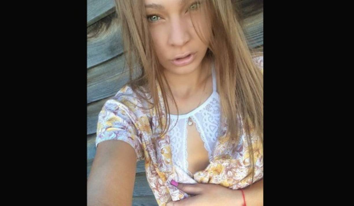 Luego, otros padres presentaron sus quejas y la maestra fue presionada a borrar sus fotos de Instagram. Pero ella se negó y dijo que las fotos sólo muestran momentos de su vida. 'No tienen otro sentido más que ese', explicó.