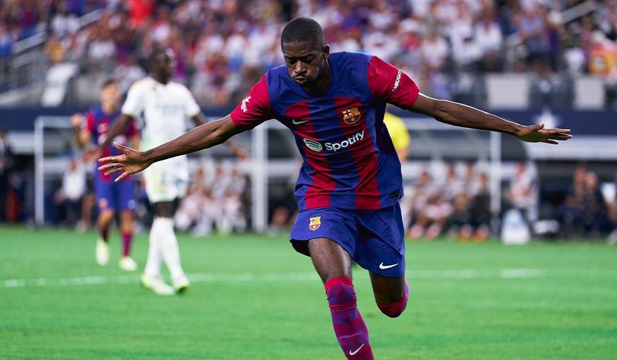 Dembélé a los 15 minutos del primer tiempo anotó el 1-0. Así lo celebró.