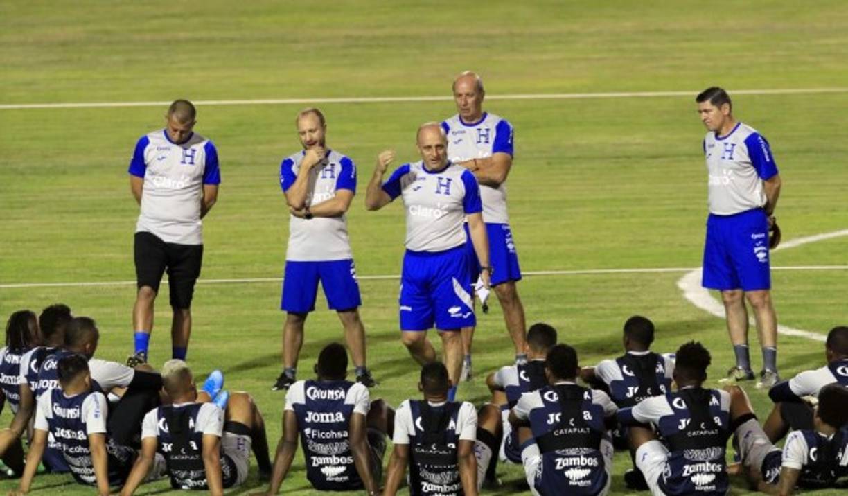 Fabián Coito manda un equipo diferente al mostrado en los juegos anteriores para buscar la victoria sobre Puerto Rico. No pueden fallar por el tema del ranking FIFA.