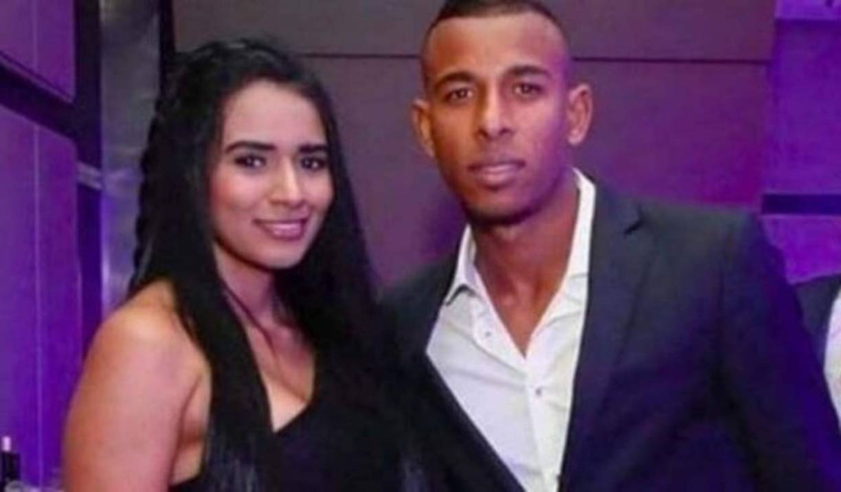 La mujer explicó que sus discusiones empezaron con la cuarentena y que a raíz de esta situación el futbolista decidió que ella se fuera de la casa, pero se negó ante la complicada coyuntura. Ante esto, la mujer dice que Villa la amenazó con hacerle algo en su familia a través de sicarios.