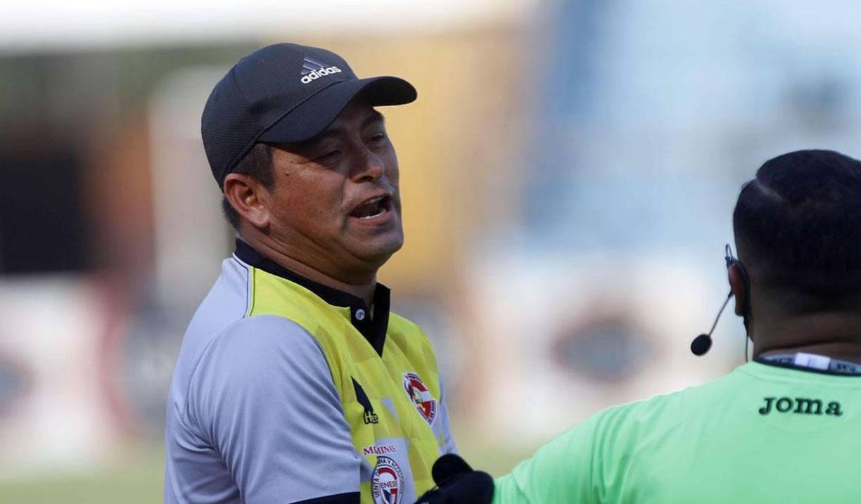 Reynaldo Tilguath: El estratega se mantiene en el banquillo del Génesis para la próxima campaña.