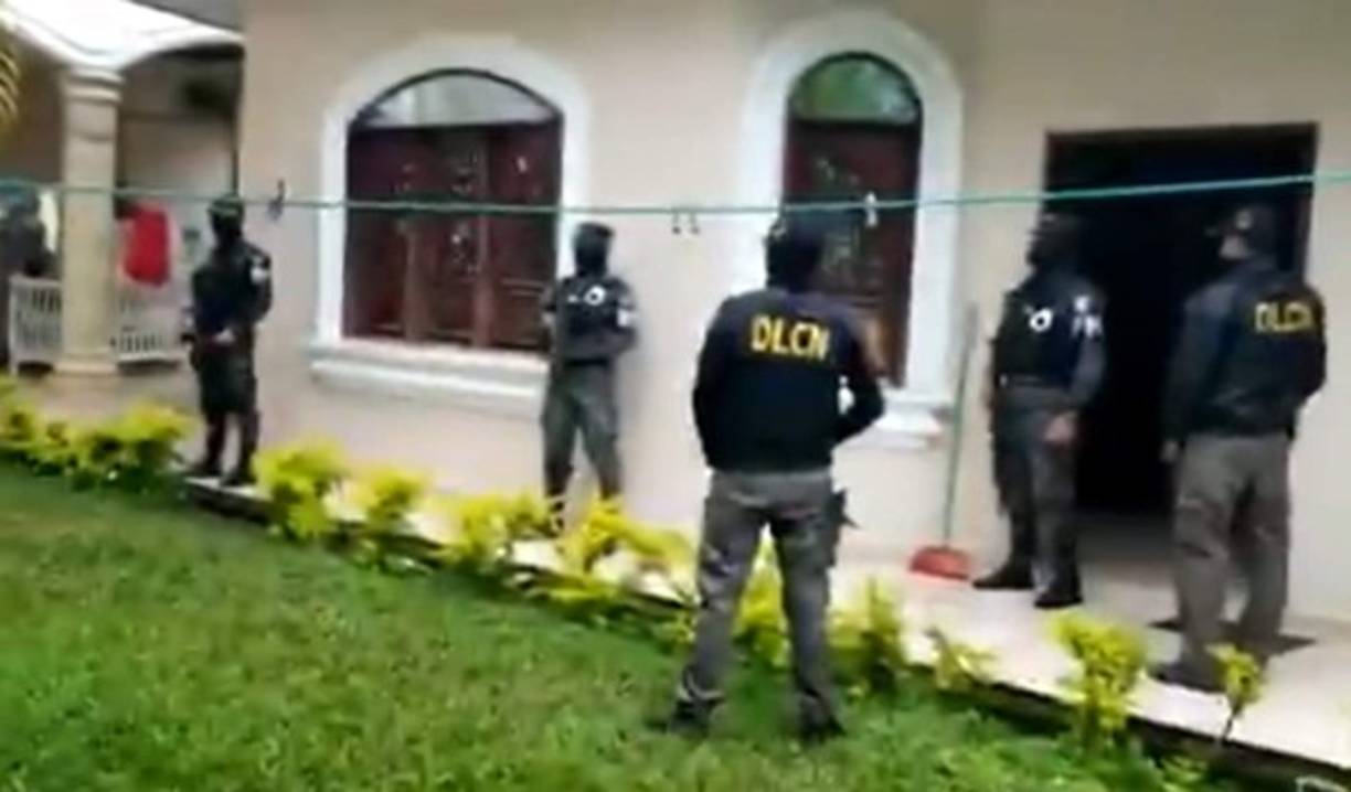 Santos Tobar tenía aproximadamente más de cuatro años de evadir la justicia nacional.