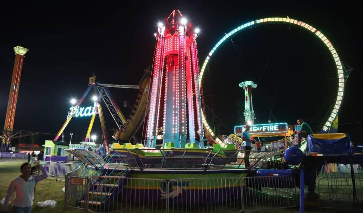 Los juegos mecánicos de la mano de la alcaldía, Play Land Park y la empresa Montoya Aguilar, finalmente abrirán su puertas el sábado 15 de junio. Más de 30 atracciones estarán disponibles a partir de las 4:00 pm. Ahora estarán ubicados a la pare del estadio Olímpico. Este es un evento al que definitivamente no puedes dejar de asistir. 