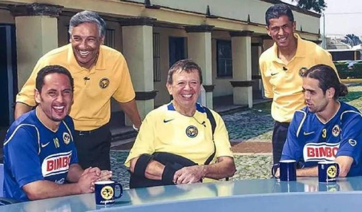 Asimimo en el fútbol mexicano, Chabelo era seguidor del América, uno de los equipos más laureados en suelo azteca y jamás escondió su amor por las “Águilas”.