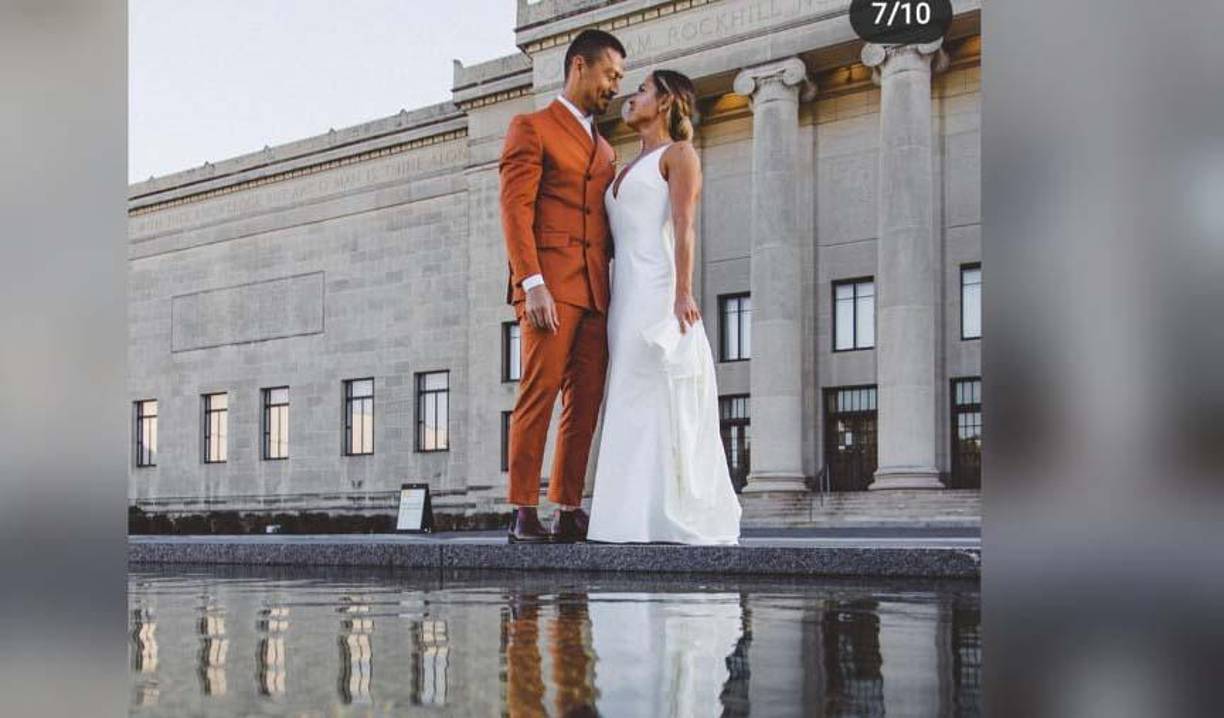 Roger Espinoza y Lo’eau LaBonta fueron novios por muchos años y ahora son esposos.