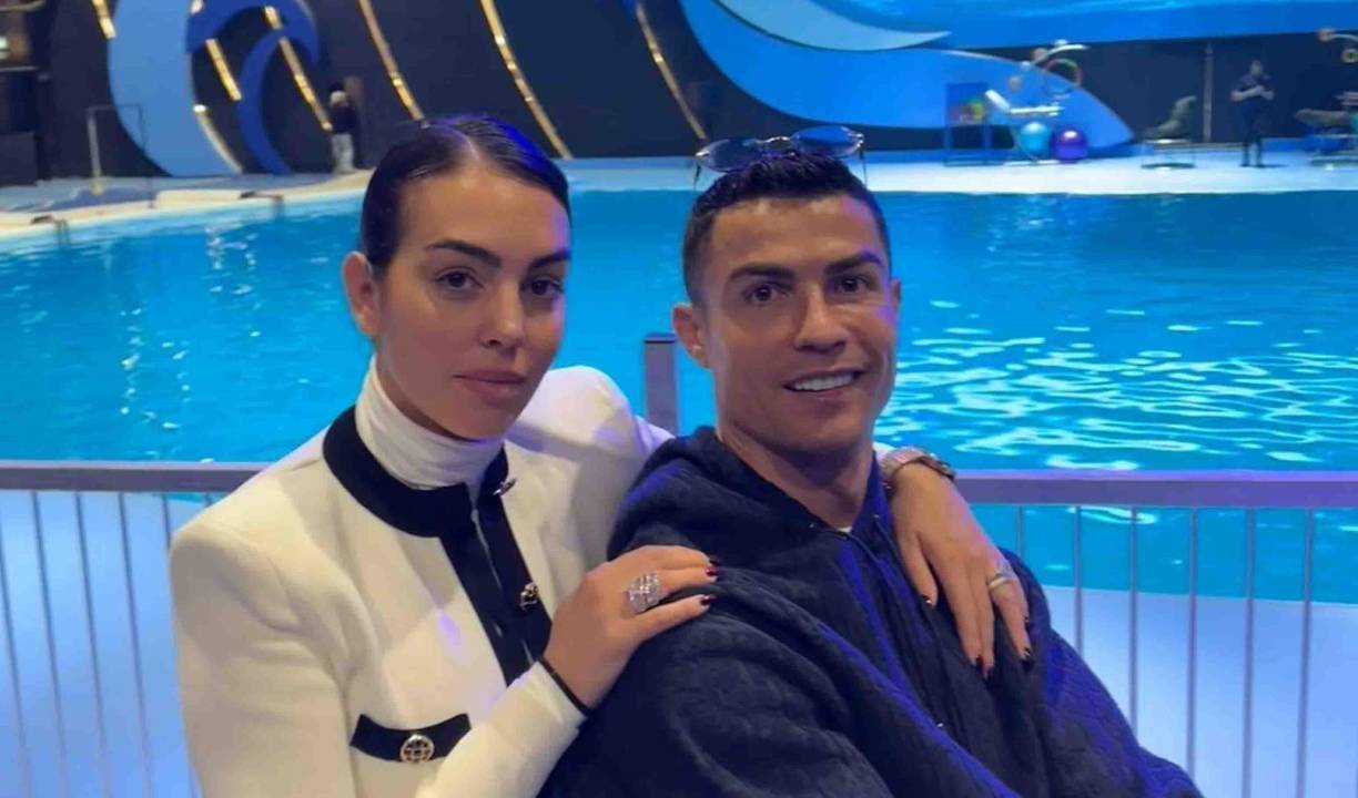 Cristiano Ronaldo sorprendió en las últimas horas al revelar que llevará uno de sus negocios a Arabia Saudita, país que lo ha recibido con los brazos abiertos tras su fichaje por el Al Nassr. ¿Está de acuerdo Georgina? 