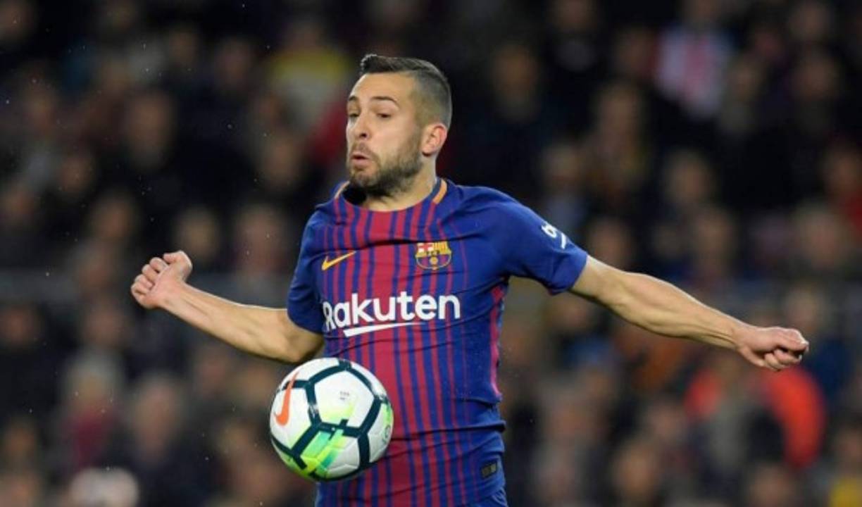 Jordi Alba - El defensor español del Barcelona es uno de los pretendidos del club italiano para reforzar su banda izquierda. Sería un tremendo asistidor para Cristiano Ronaldo.