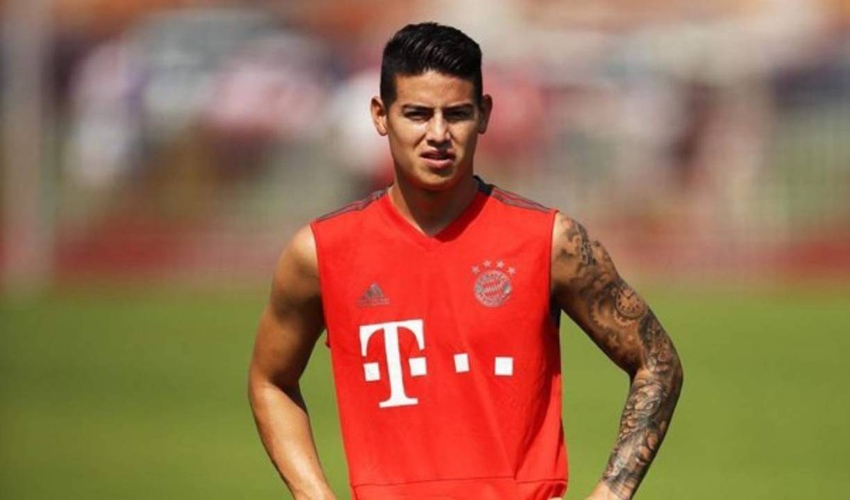 James Rodríguez - La decisión que tome el Bayern en el mercado de verano con respecto al colombiano definirá su futuro. La otra posibilidad más viable en su caso es la su vuelta al Real Madrid pero equipos como la Juventus, Barcelona o Milan podrían entrometerse. A Cristiano Ronaldo le gustaría volver a tenerlo de compañero, pero esta vez en el club italiano.