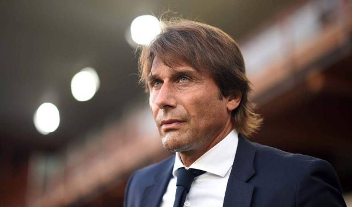 Antonio Conte es, con amplia ventaja, el preferido para convertirse en el próximo entrenador del Real Madrid. El italiano es campeón de Serie A con el Inter. La segunda opción del Madrid es Pocchettino. Más atrás aparecen Raúl y Xabi Alonso. El círculo de Conte dice que estaría encantado de dirigir a uno de los clubes más grandes del mundo.
